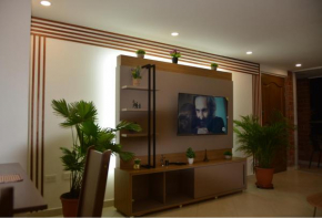 Moderno y céntrico apartamento con impresionantes vistas a la montaña